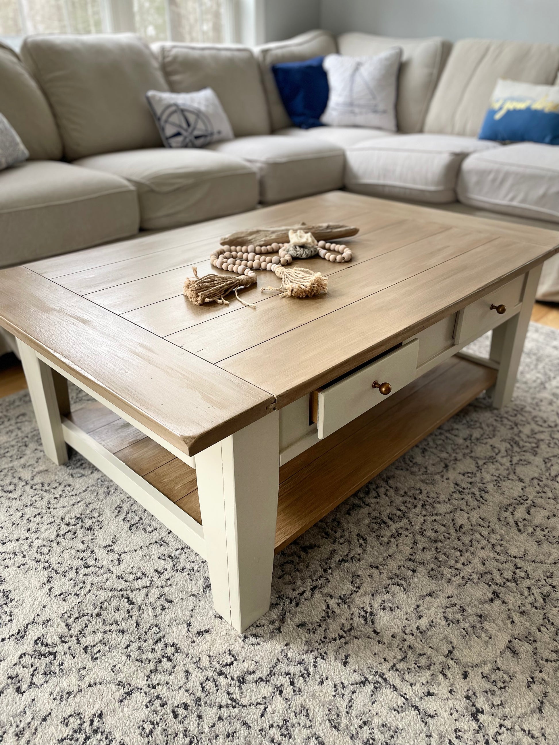 Broyhill Coastal Chic Coffee Table – Timeless Toss